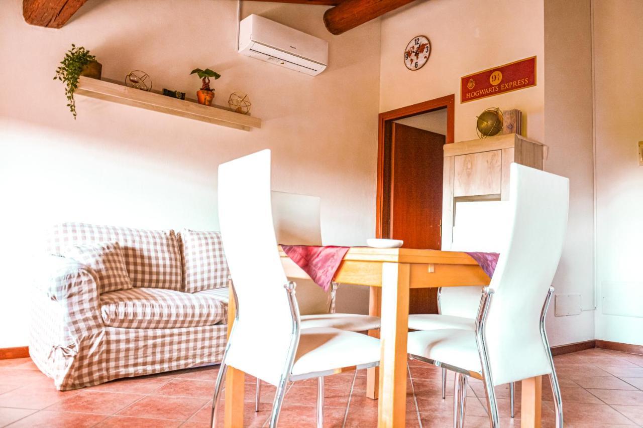 Il Paiolo Magico Apartment Valeggio sul Mincio Luaran gambar