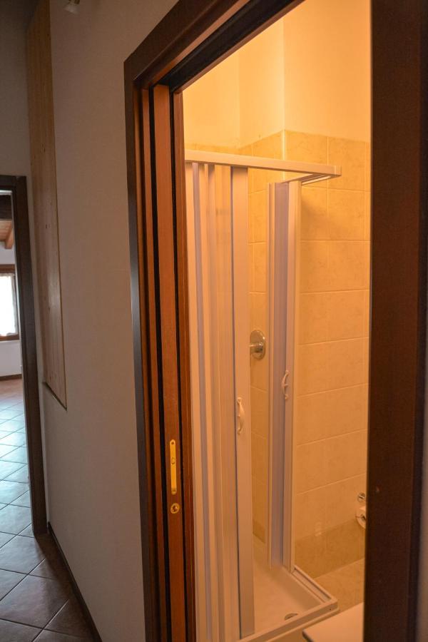 Il Paiolo Magico Apartment Valeggio sul Mincio Luaran gambar